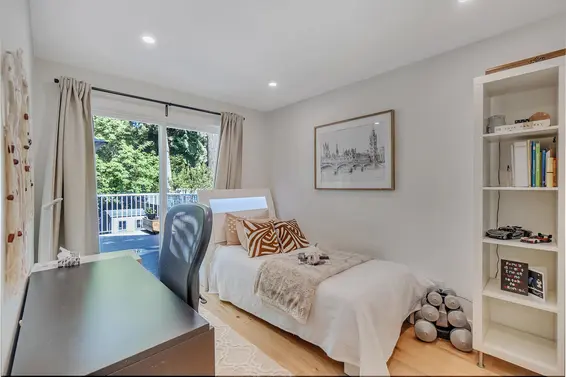 3993 Lynn Valley Road, North Vancouver For Sale - image 22