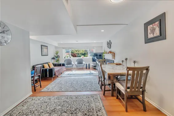 3993 Lynn Valley Road, North Vancouver For Sale - image 29