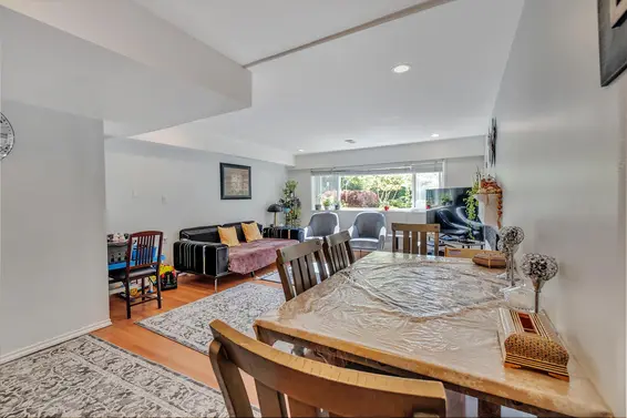 3993 Lynn Valley Road, North Vancouver For Sale - image 30