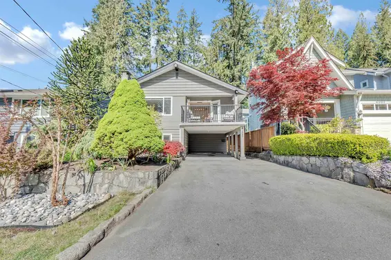 3993 Lynn Valley Road, North Vancouver For Sale - image 37