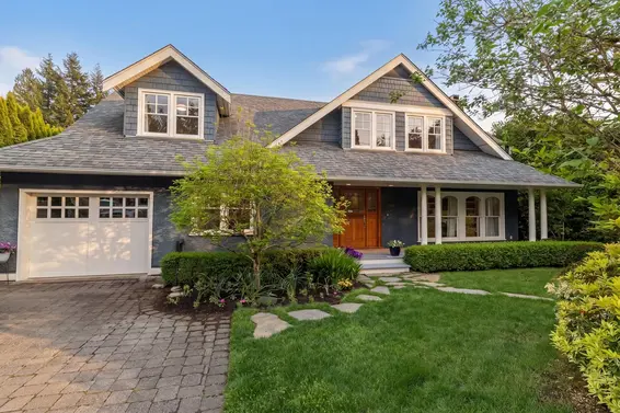 3586 Emerald Drive, North Vancouver
