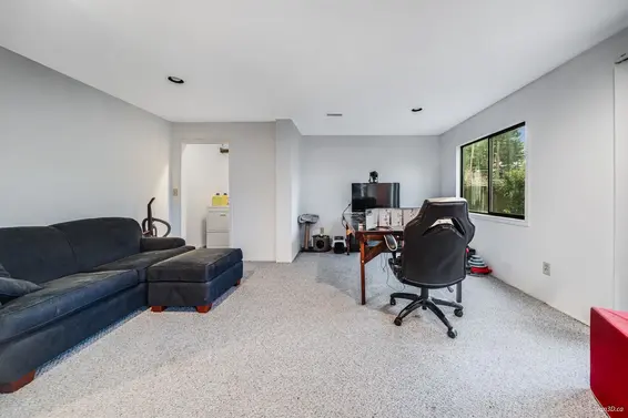 221 West 28th Street, North Vancouver For Sale - image 11