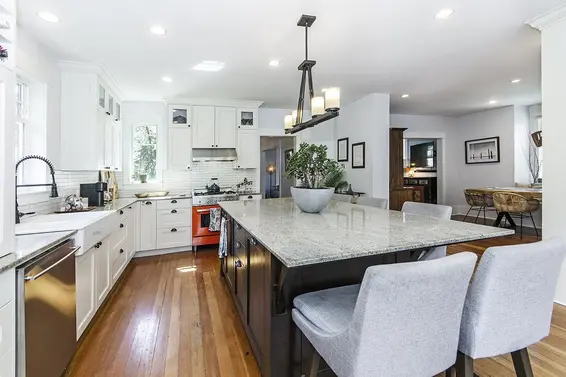 116 East Carisbrooke Road, North Vancouver For Sale - image 11