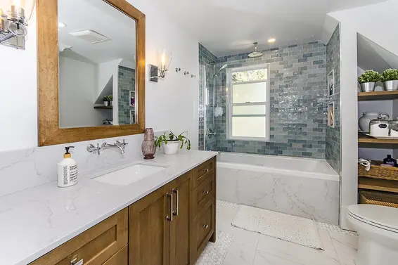116 East Carisbrooke Road, North Vancouver For Sale - image 22