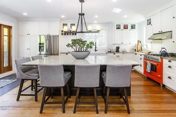 116 East Carisbrooke Road, North Vancouver For Sale - image 8