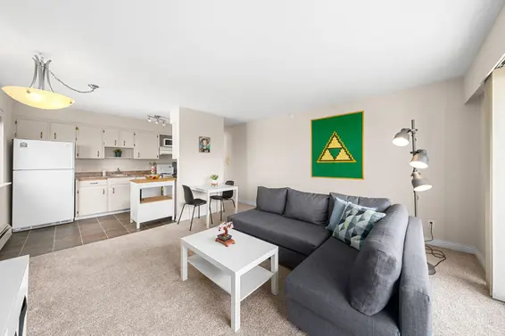 8 137 East 5th Street, North Vancouver For Sale - image 5
