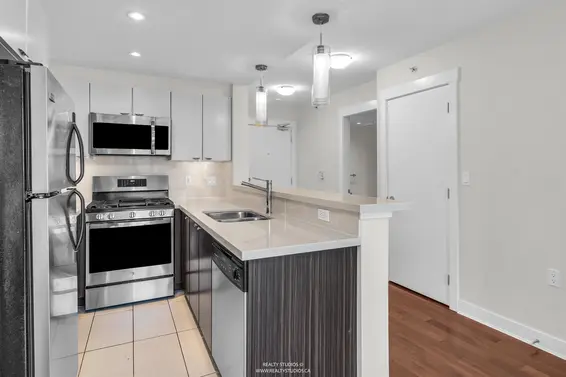 506 160 West 3rd Street, North Vancouver For Sale - image 7