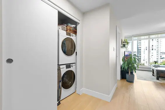 907 175 West 2nd St Street, North Vancouver For Sale - image 6
