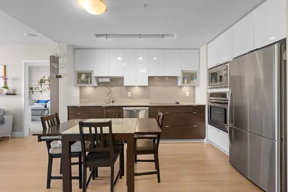 907 175 West 2nd St Street, North Vancouver For Sale - image 8