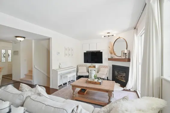 3 249 East 4th Street, North Vancouver For Sale - image 10