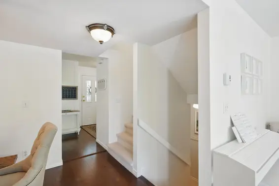 3 249 East 4th Street, North Vancouver For Sale - image 11