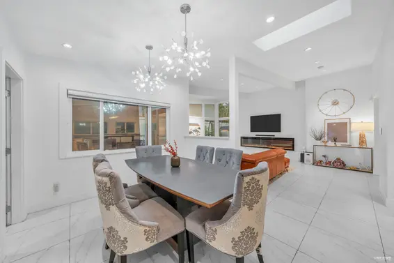 475 Newlands Road, West Vancouver For Sale - image 11