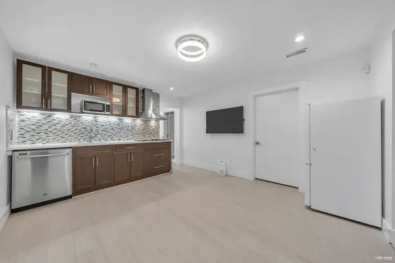 475 Newlands Road, West Vancouver For Sale - image 23