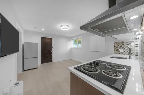 475 Newlands Road, West Vancouver For Sale - image 25