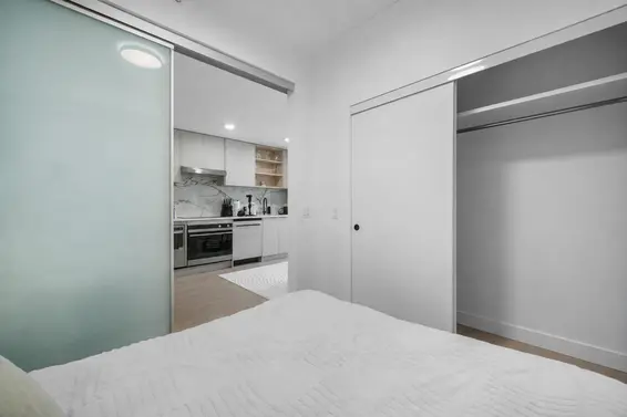 454 422 East 3rd Street, North Vancouver For Sale - image 11