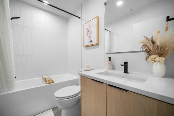 454 422 East 3rd Street, North Vancouver For Sale - image 14