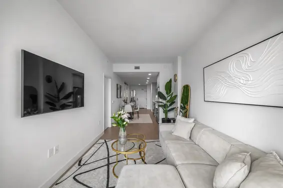 454 422 East 3rd Street, North Vancouver For Sale - image 5