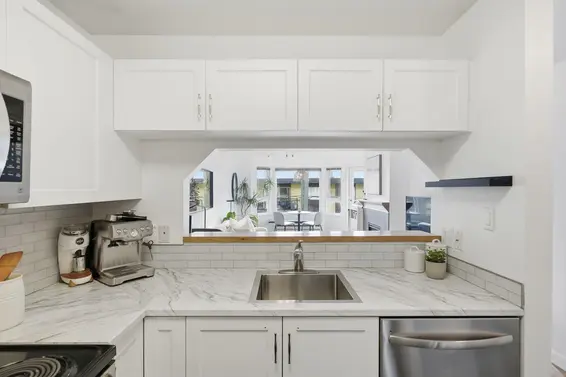 204 315 East 3rd Street, North Vancouver For Sale - image 12