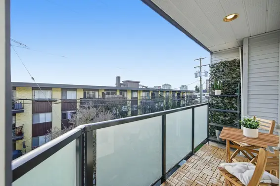 204 315 East 3rd Street, North Vancouver For Sale - image 17