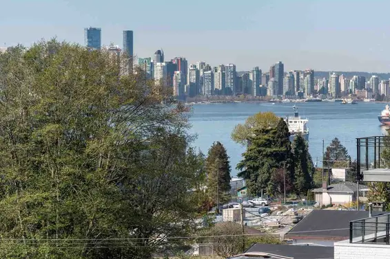 305 733 East 3Rd Street, North Vancouver