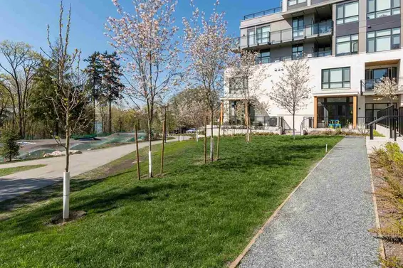 305 733 East 3Rd Street, North Vancouver For Sale - image 18
