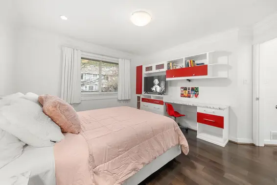 2733 Tempe Glen Drive, North Vancouver For Sale - image 25