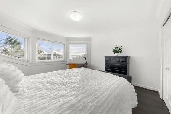 2733 Tempe Glen Drive, North Vancouver For Sale - image 30