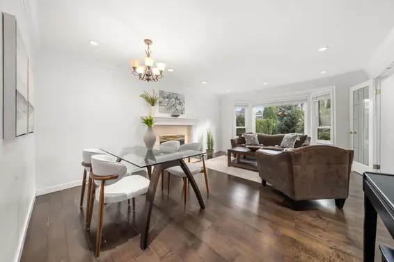 2733 Tempe Glen Drive, North Vancouver For Sale - image 7