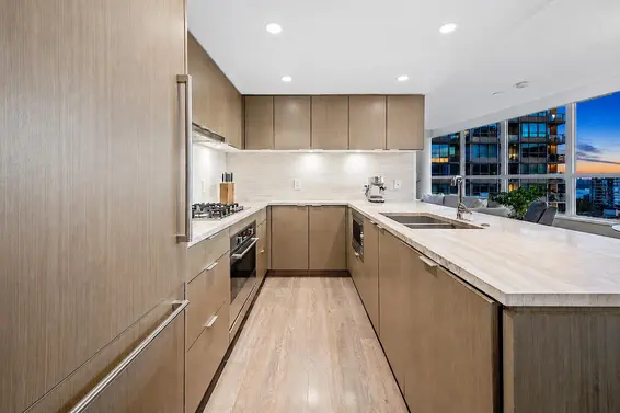 704 125 East 14th Street, North Vancouver For Sale - image 14
