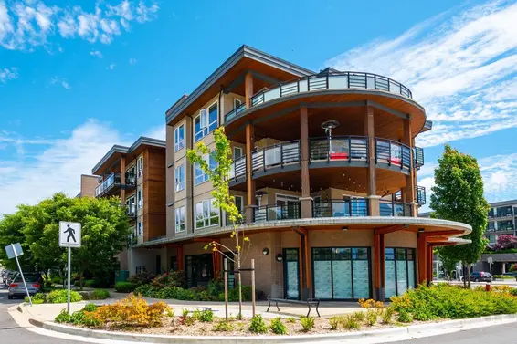 417 733 West 14th Street, North Vancouver For Sale - image 2