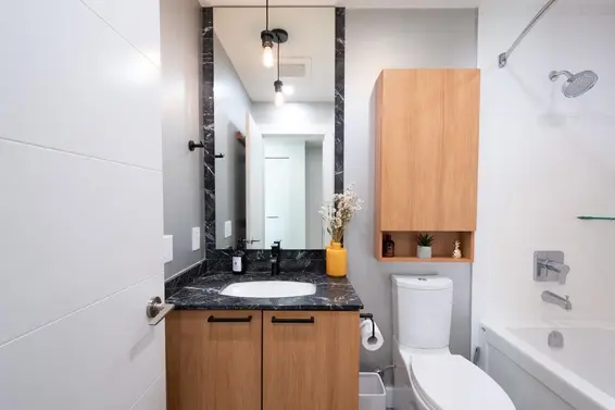 417 733 West 14th Street, North Vancouver For Sale - image 31