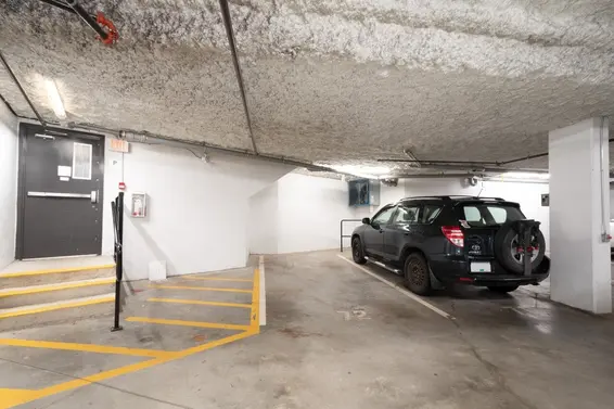 417 733 West 14th Street, North Vancouver For Sale - image 38