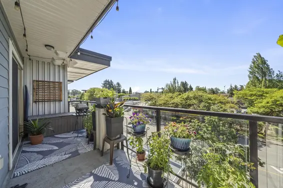 324 1330 Marine Drive, North Vancouver For Sale - image 18