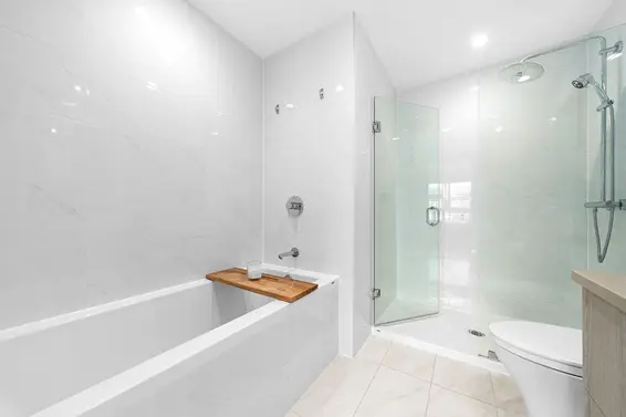 413 747 East 3rd Street, North Vancouver For Sale - image 22
