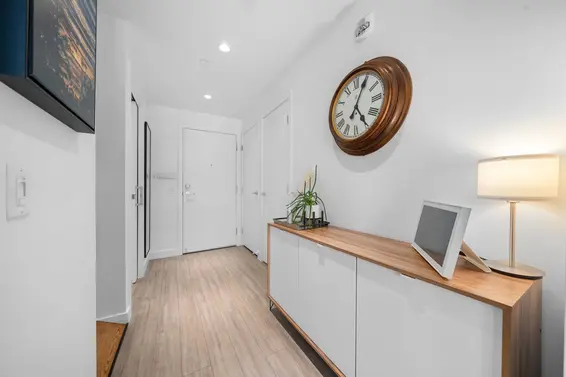 413 747 East 3rd Street, North Vancouver For Sale - image 37