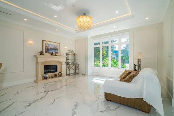 1048 Handsworth Road, North Vancouver For Sale - image 10