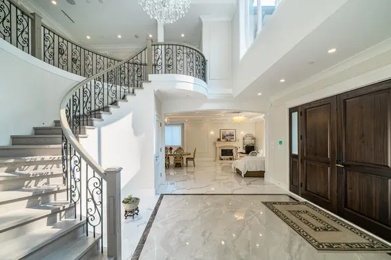 1048 Handsworth Road, North Vancouver For Sale - image 14