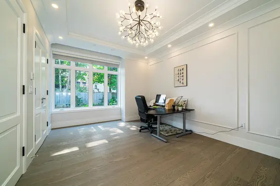 1048 Handsworth Road, North Vancouver For Sale - image 17
