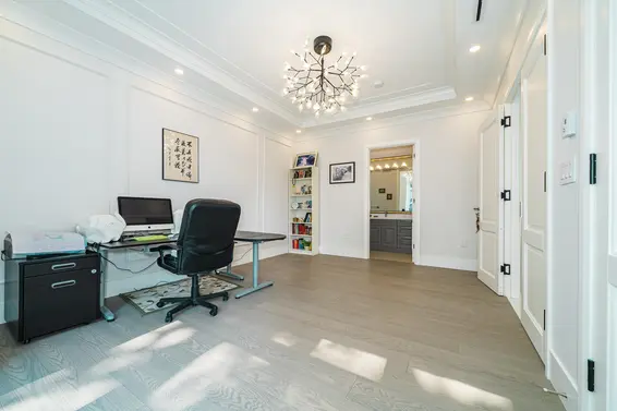1048 Handsworth Road, North Vancouver For Sale - image 19