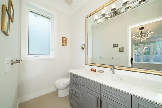1048 Handsworth Road, North Vancouver For Sale - image 20