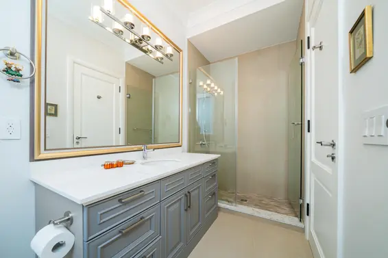 1048 Handsworth Road, North Vancouver For Sale - image 21