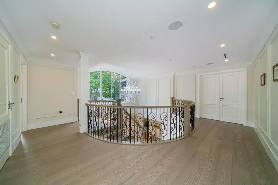 1048 Handsworth Road, North Vancouver For Sale - image 34