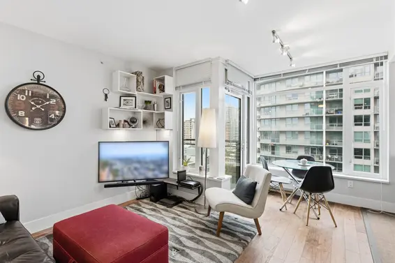 1006 111 East 13th Street, North Vancouver For Sale - image 3