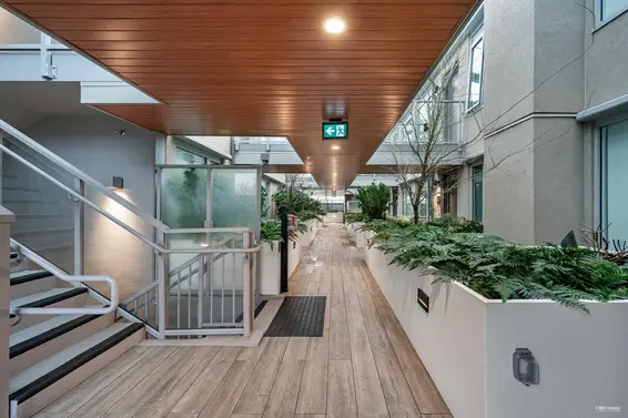 205 1331 Marine Drive, West Vancouver For Sale - image 29