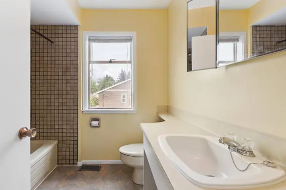 1053 Lawson Avenue, West Vancouver For Sale - image 25