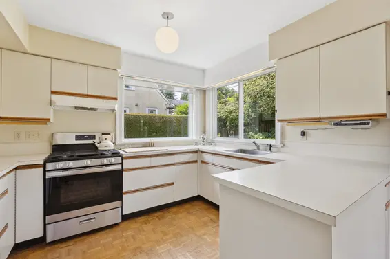1053 Lawson Avenue, West Vancouver For Sale - image 7