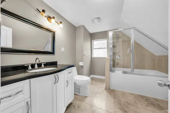 84 Laurie Crescent, West Vancouver For Sale - image 14