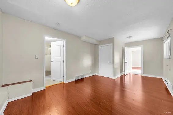 84 Laurie Crescent, West Vancouver For Sale - image 21