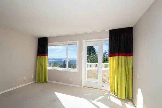 4080 St. Pauls Avenue, North Vancouver For Sale - image 12