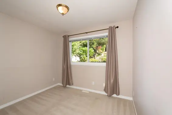 4080 St. Pauls Avenue, North Vancouver For Sale - image 21